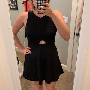 Fit and flare LBD with cut out